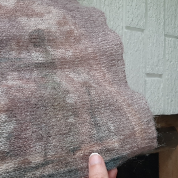 Women's Camo Handmade Knitted Pattern Boutique V- Neck Sweater Size SX - Picture 8 of 11